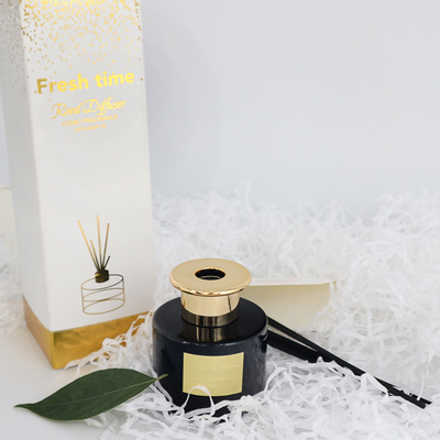 সোনার ঢাকনা সহ অ্যারোমা রিড ডিফিউজার 100ml কালো বোতল বিলাসবহুল উপহার সেট
