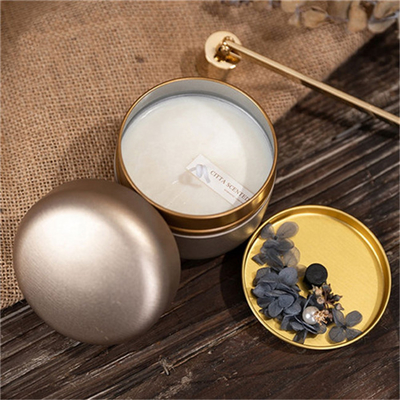 ODM 6 Oz টিনের ধারক মোমবাতি কফি বিন সহ লাল সবুজ বৃত্তাকার